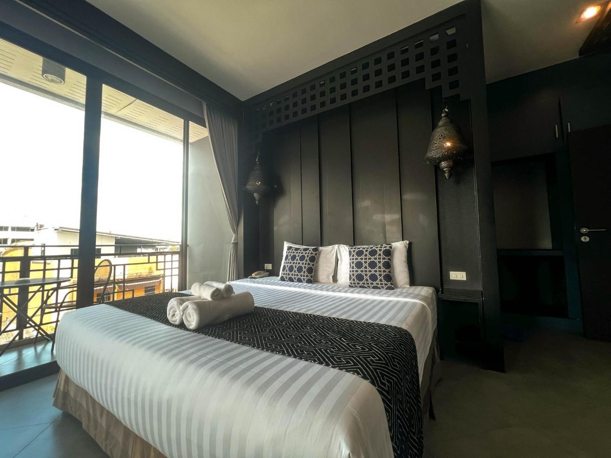 Srisawara Casa Hotel Krabi town Exterior foto